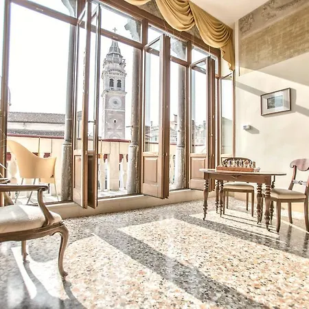 호텔 팔라쪼 비투리 3*