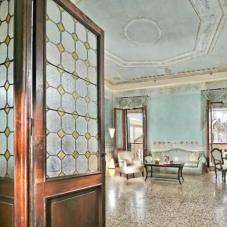 Palazzo Vitturi Hotel