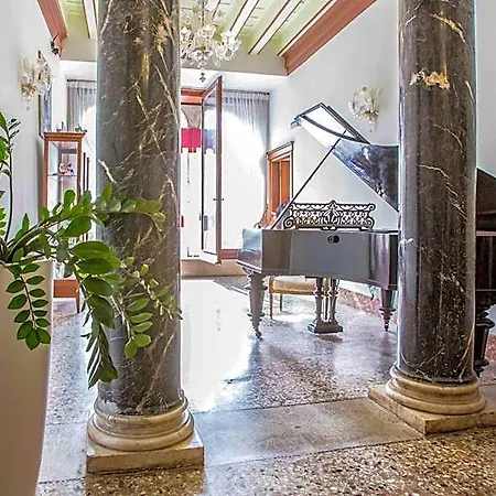 Palazzo Vitturi 3* Benátky