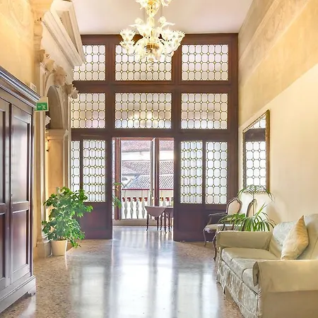 パラッツォ ヴィットゥーリ