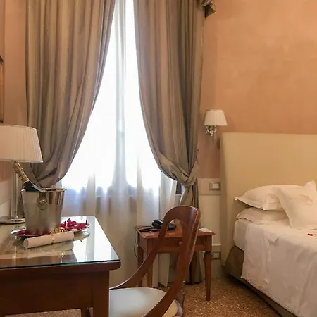 فندق بالازو فيتوري 3*