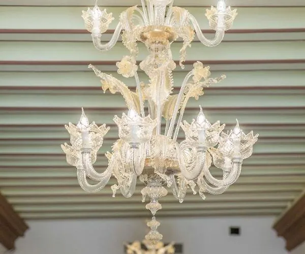 Palazzo Vitturi 3*