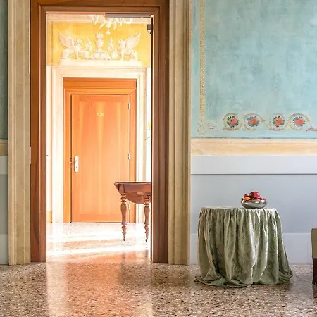 Palazzo Vitturi Otel