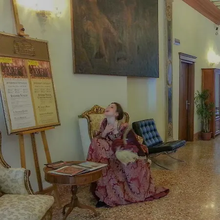 Palazzo Vitturi Hotel 3*